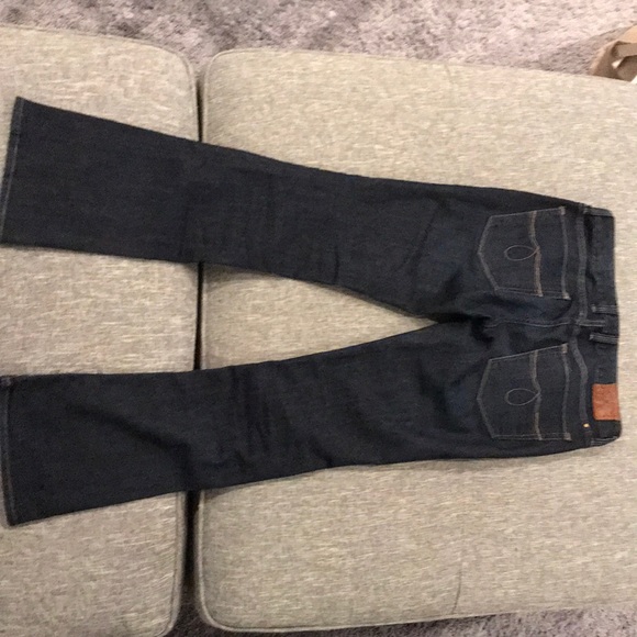Lucky Brand Lola Cut Jeans - Picture 6 of 6